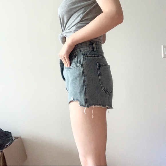 High Rise Vintage Denim Short - Picture 3 of 10